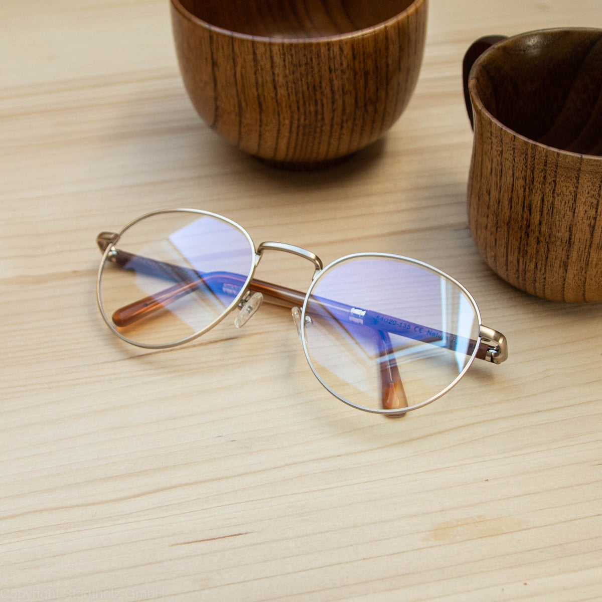 Holzbrille SSbg Retro Gold
