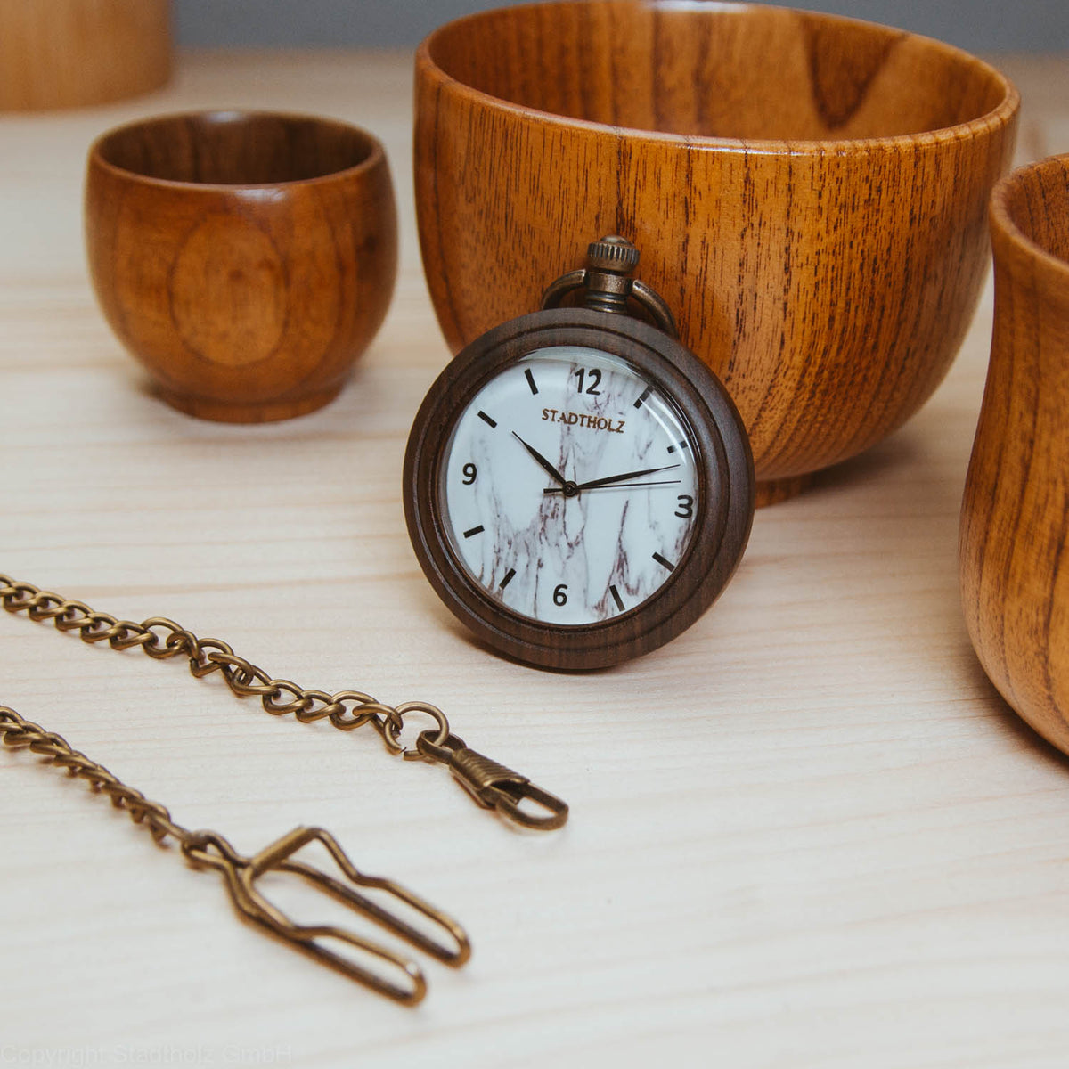 Holz-Taschenuhr Nottingham Nussbaum - STADTHOLZ
