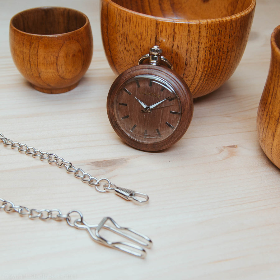 Holz-Taschenuhr Coventry Nussbaum - STADTHOLZ